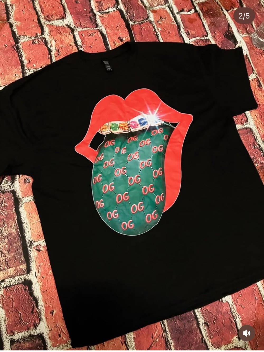 Black Graphic Short Sleeve Tee with Red Lips and Green Tongue